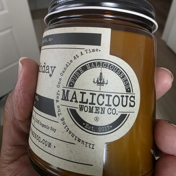 Malicious Women Co. Happy Birthday Berry Bellini Candle - Picture 6 of 7